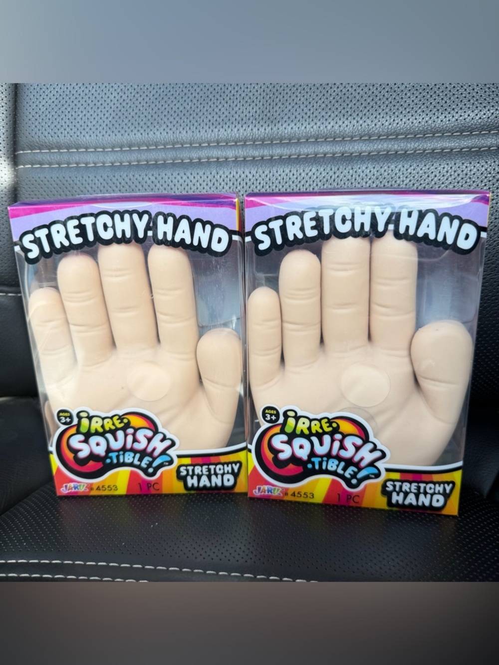 Irre-squish-tible Stretcht Hand JA-Ru lot of 2